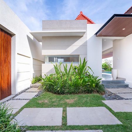 Fenosa Seminyak Villas By Nagisa Bali Εξωτερικό φωτογραφία